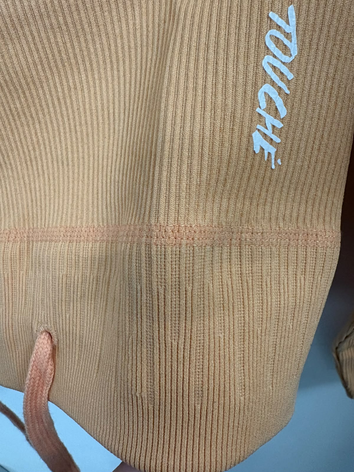 RIBBED PEACH TOP SEAMLESS (FALLA)