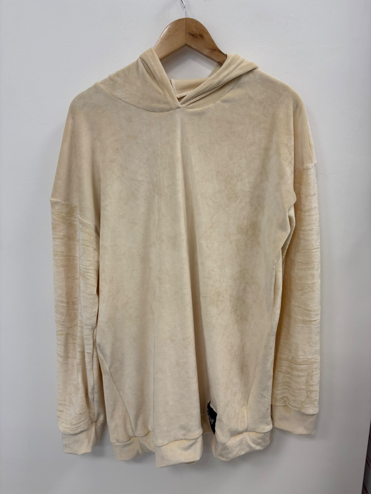 PLUSH CREME HOODIE (FALLA)
