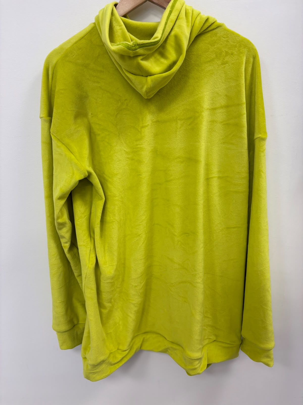 PLUSH NEON HOODIE (FALLA)