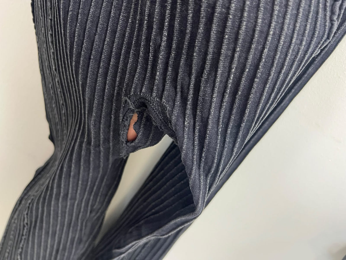 SPENT BLACK SEAMLESS (FALLA)