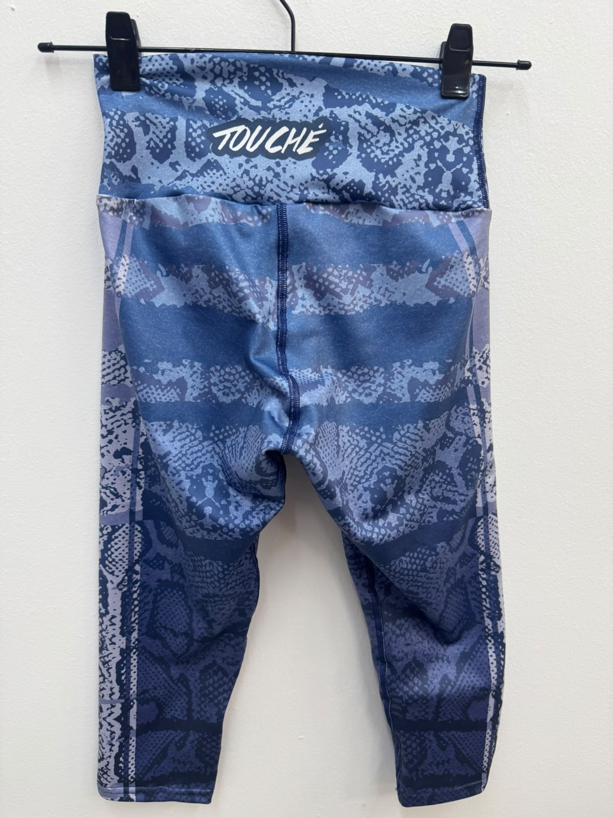 BLUE SNAKE CAPRI (FALLA)