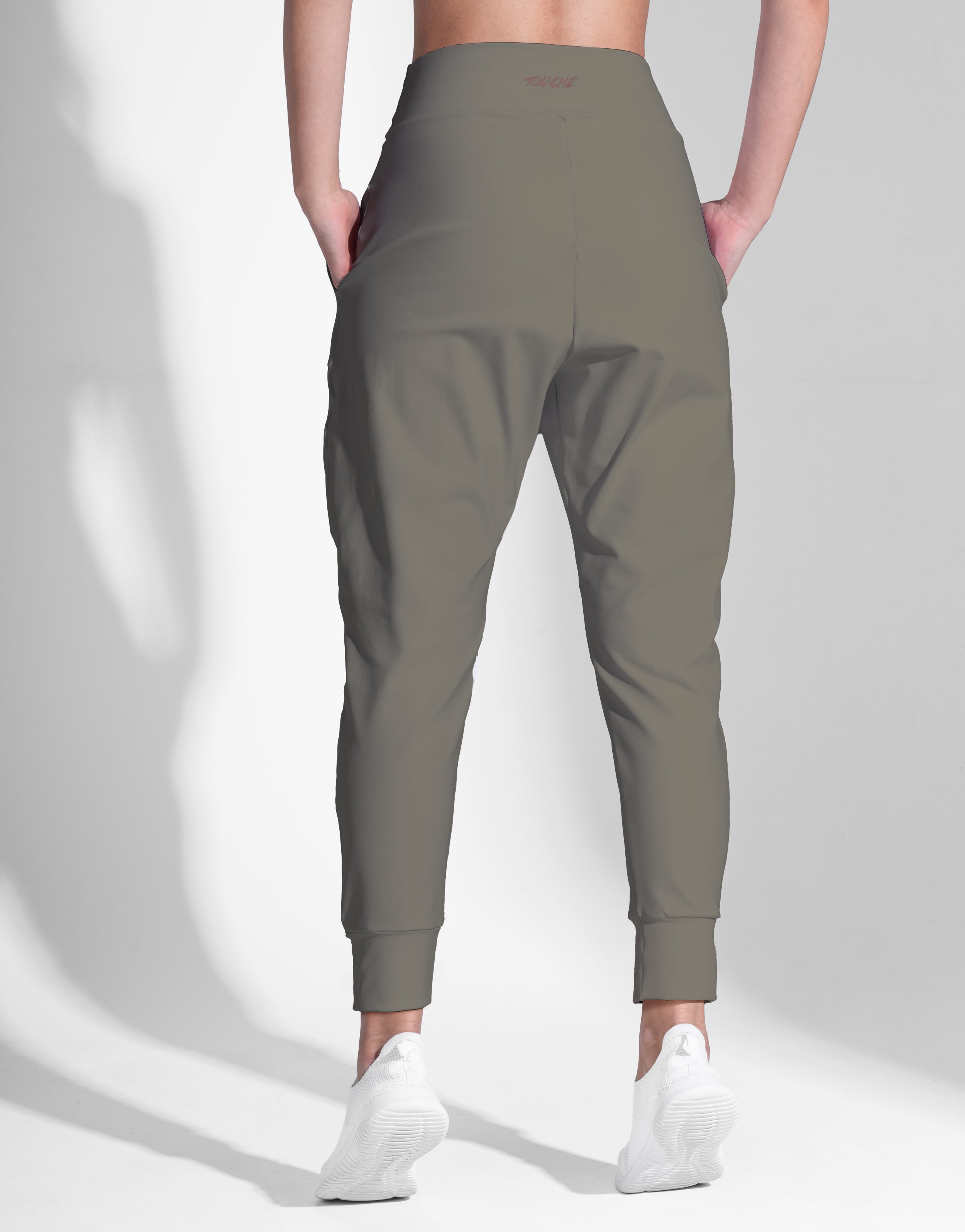 GREY JOGGER