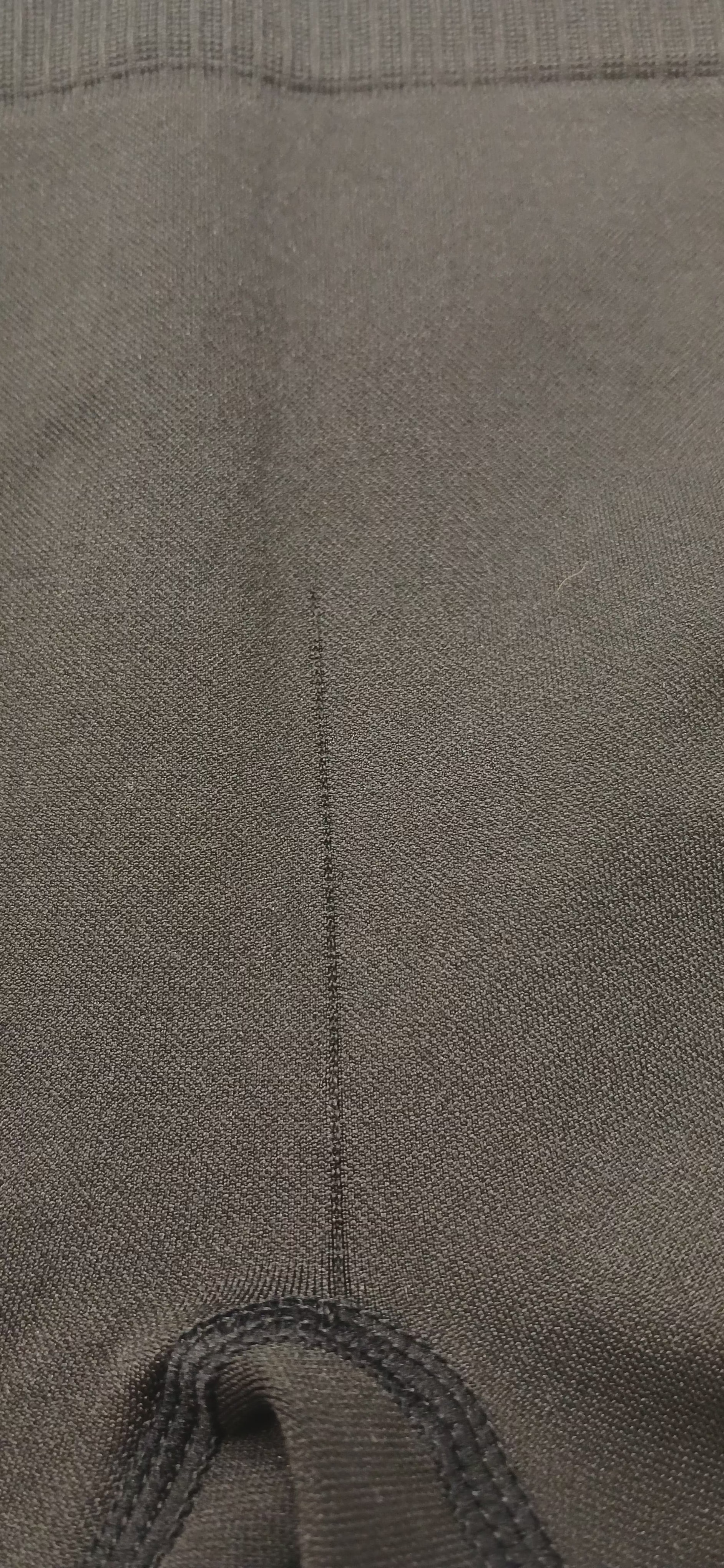 BLACK BREATHER SEAMLESS (FALLA)
