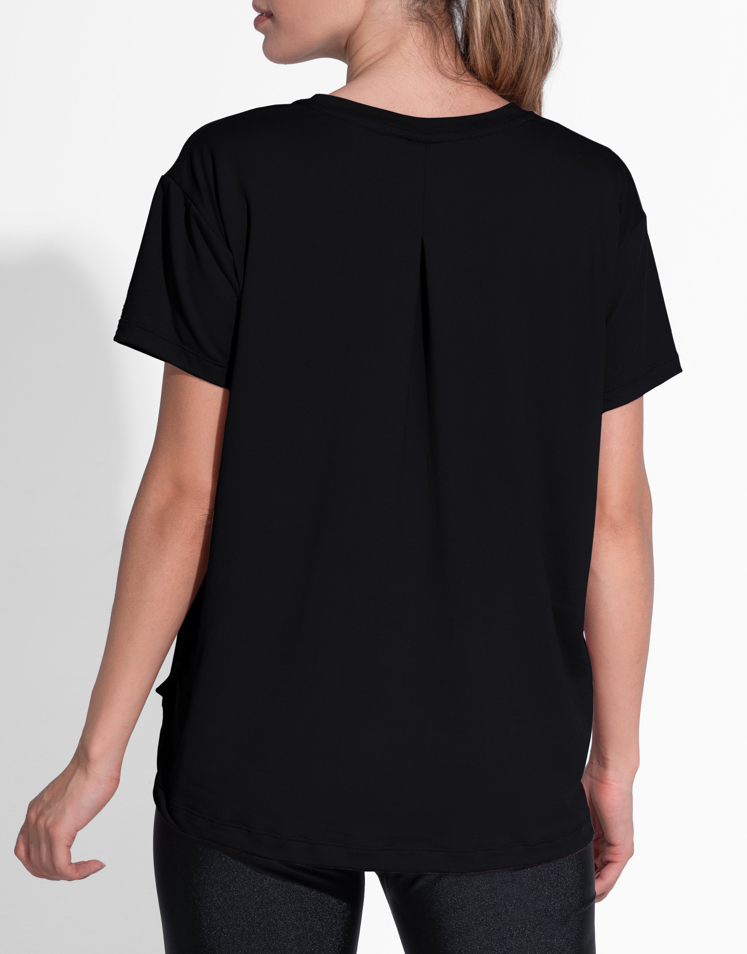 OVERSIZE BLACK TEE